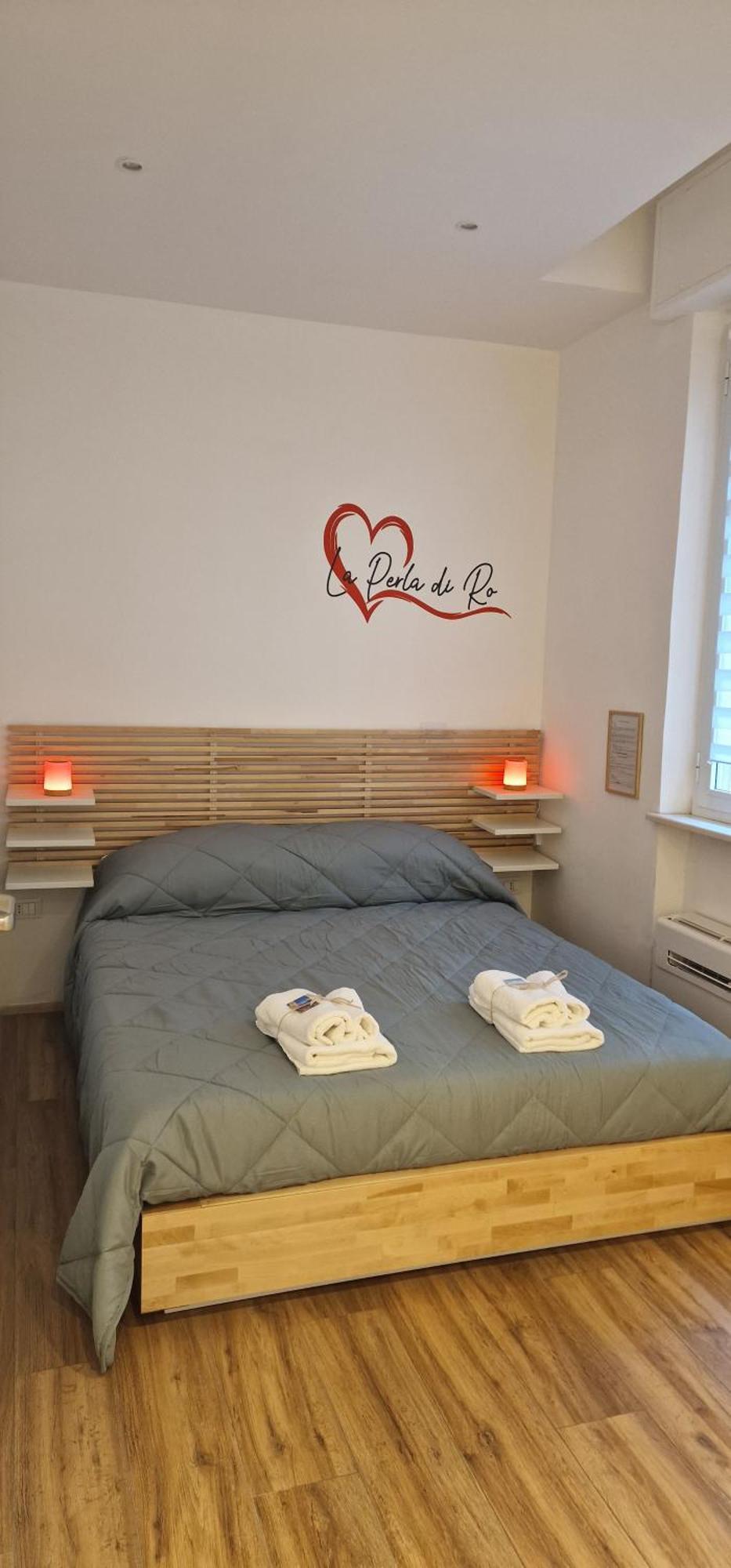 La Perla Di Ro Apartment Savona Bagian luar foto